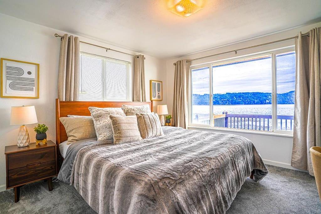 Waterfront Retreat, Relaxation, Fun In Hood Canal Hoodsport Eksteriør billede