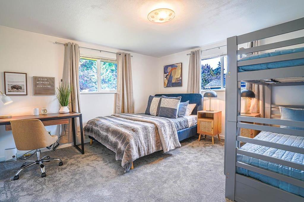Waterfront Retreat, Relaxation, Fun In Hood Canal Hoodsport Eksteriør billede
